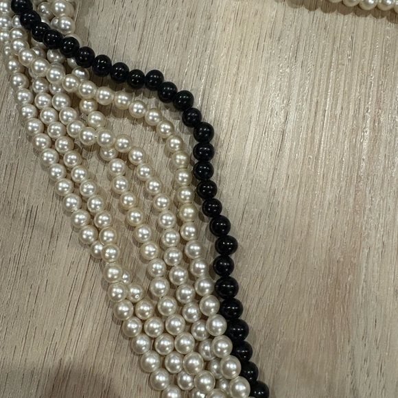 Betsey Johnson Black and White Pearl Necklace with Crystal Vial - Picture 5 of 7